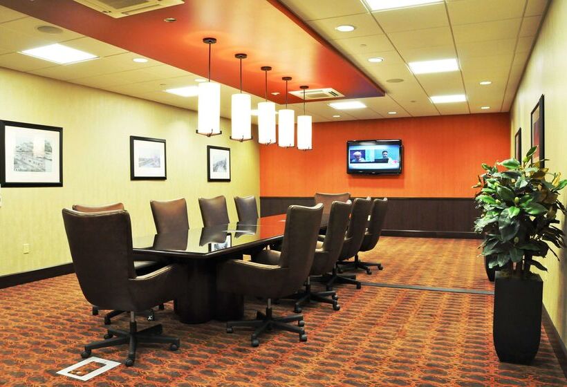 فندق Hampton Inn & Suites Cincinnati/uptownuniversity Area