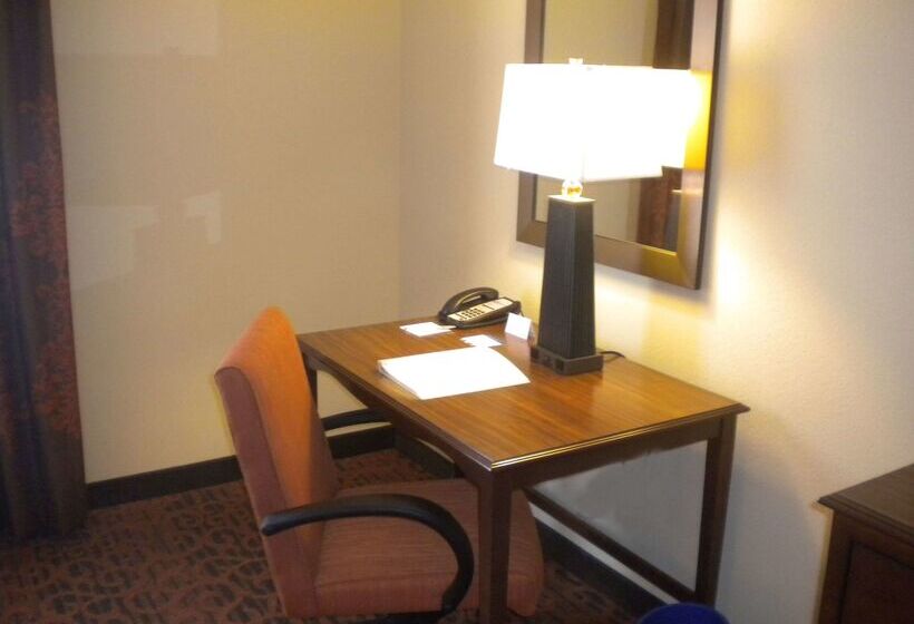 فندق Hampton Inn & Suites Cincinnati/uptownuniversity Area
