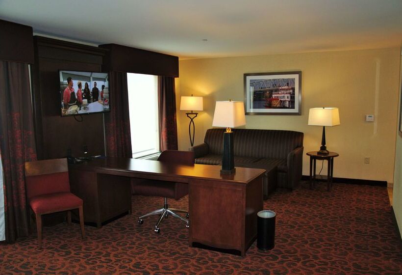 فندق Hampton Inn & Suites Cincinnati/uptownuniversity Area