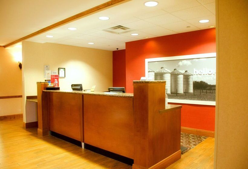 ホテル Hampton Inn And Suites College Station