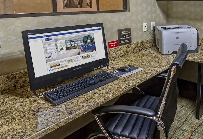 Отель Hampton Inn Winter Haven