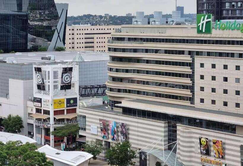 فندق Holiday Inn Johannesburg Rosebank, An Ihg