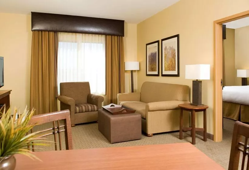 هتل Homewood Suites By Hilton Bozeman