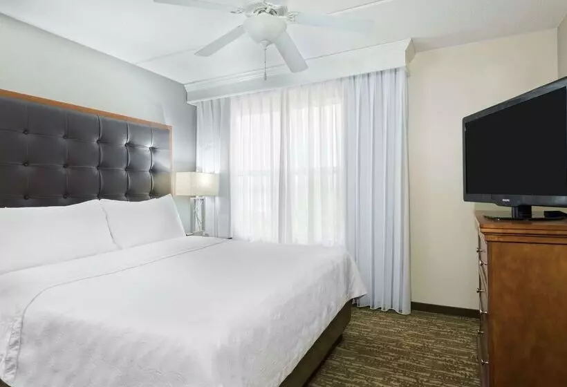 هتل Homewood Suites By Hilton Holyoke Springfield/north