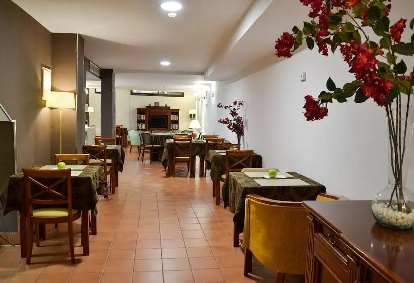 I Am La Posada Hotel And Apartment