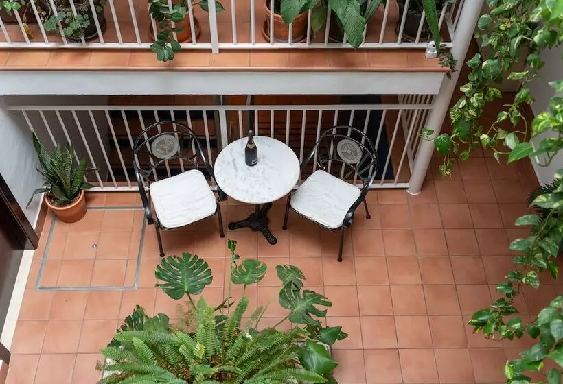 I Am La Posada Hotel And Apartment