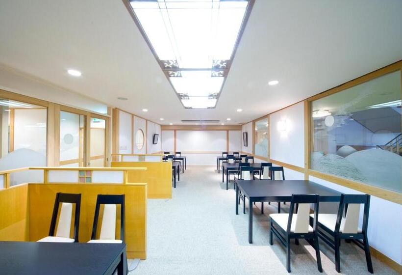 בית מלון כפרי Mikasa