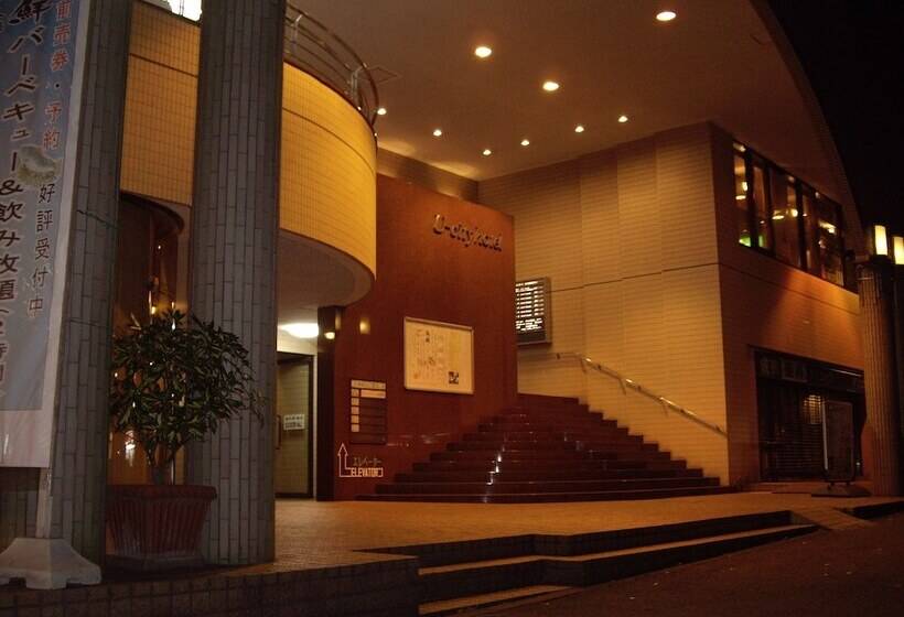 בית מלון כפרי Narita Ucity