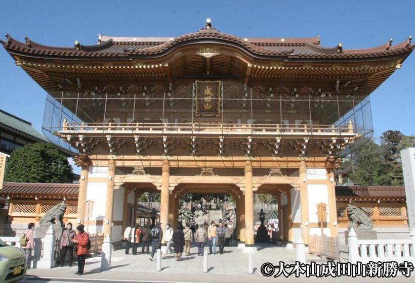 בית מלון כפרי Narita Ucity