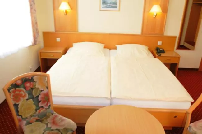 酒店 Pension Kaden