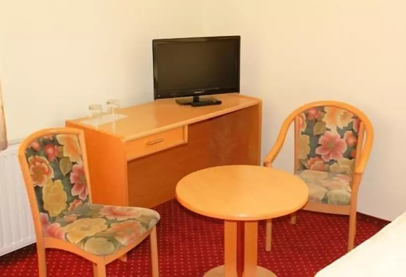 酒店 Pension Kaden