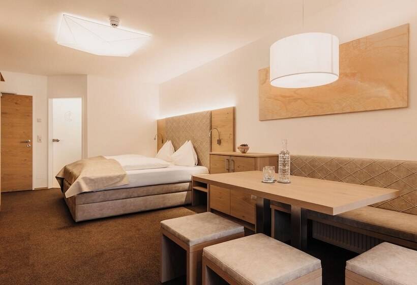 בית מלון כפרי Alpina Wagrain