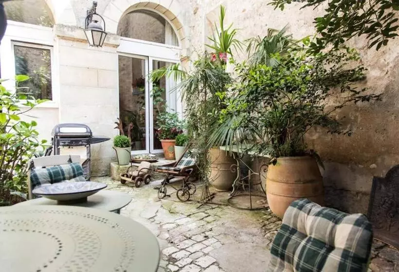 ホテル B&b La Closeraie