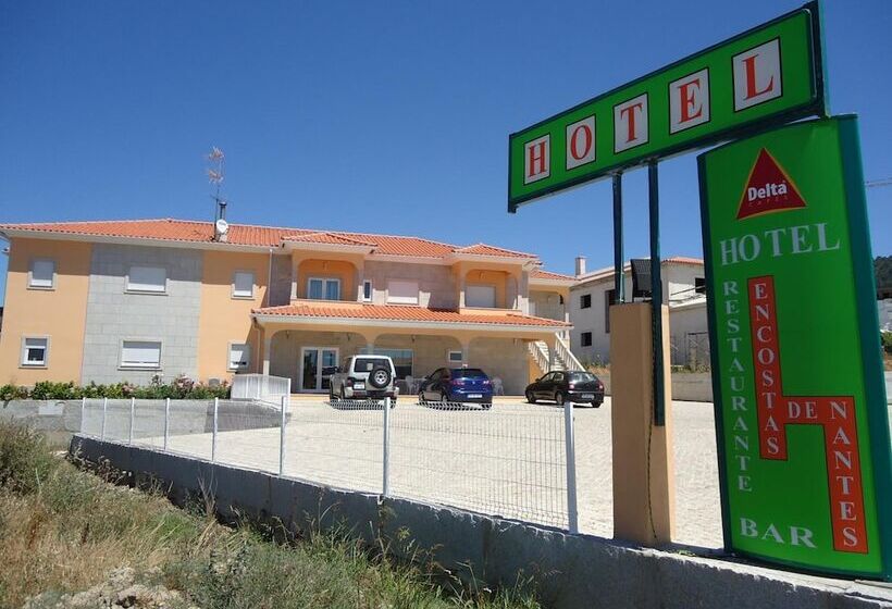 בית מלון כפרי Encostas De Nantes