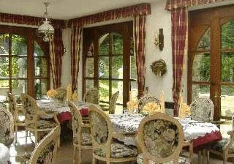 ホテル Hostellerie La Sapinière