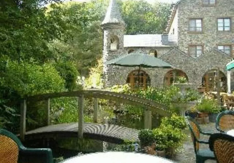 ホテル Hostellerie La Sapinière