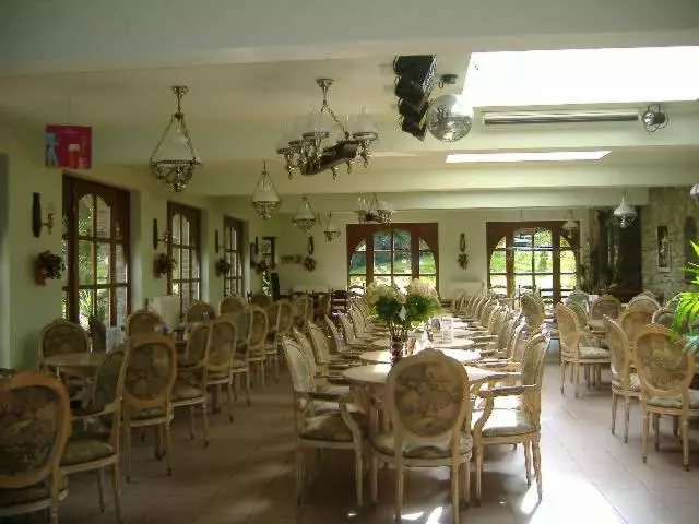 ホテル Hostellerie La Sapinière