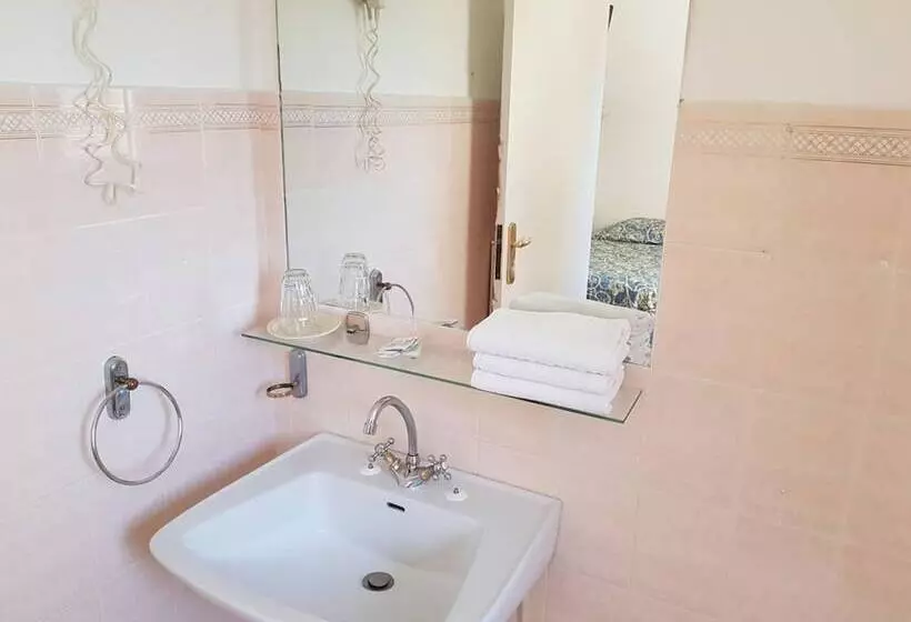 Отель La Clé Du Sud