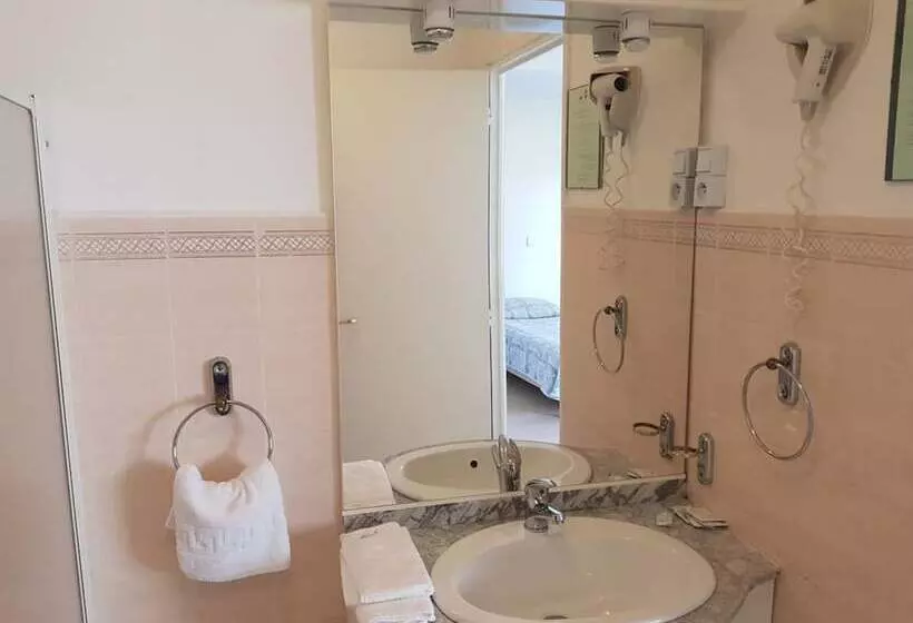 Отель La Clé Du Sud