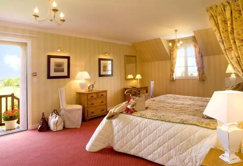 ホテル Logis Le Fleuray