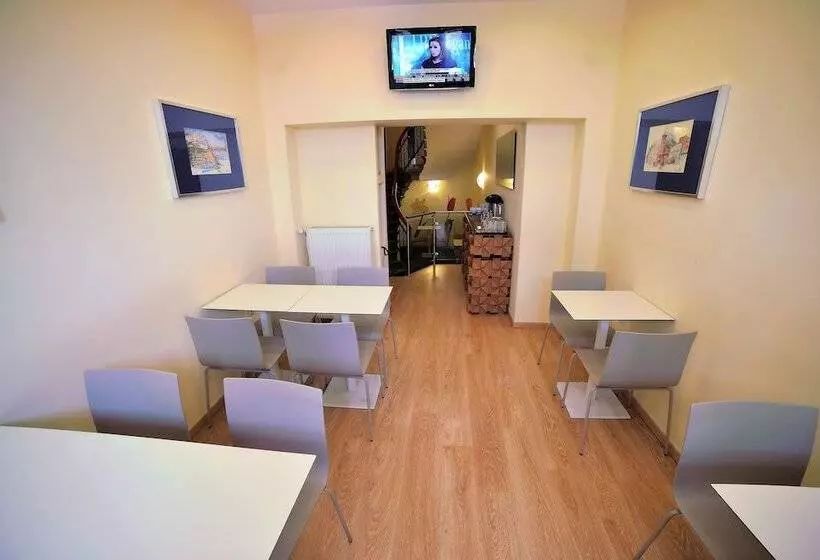 Hotel Orestias Kastorias