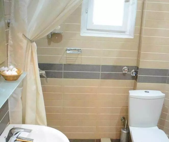 Hotel Orestias Kastorias