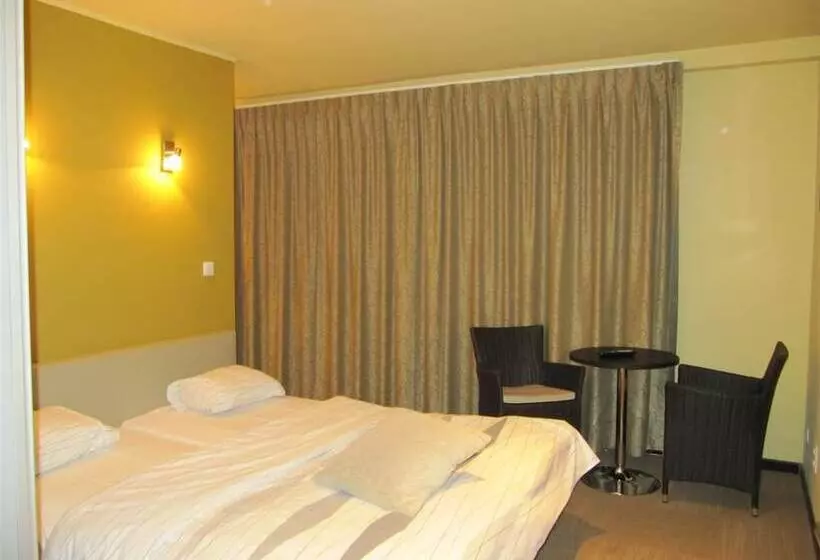 ホテル P6 Antwerp