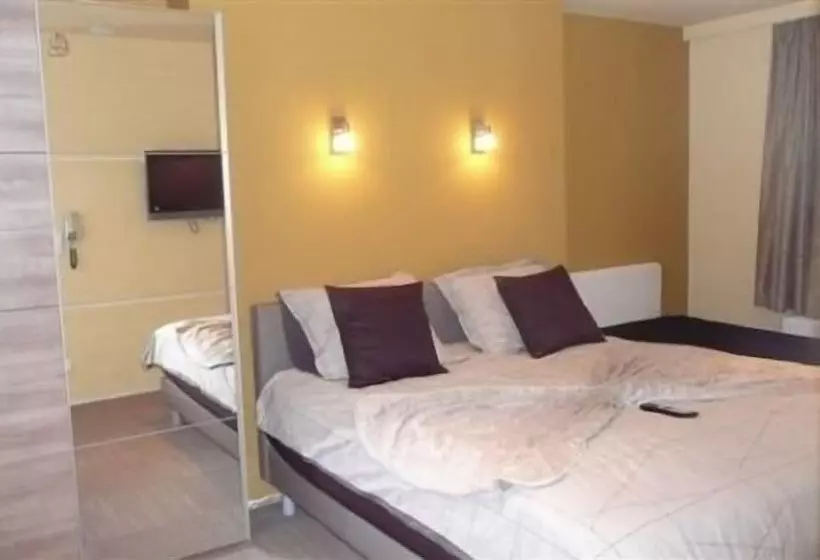 ホテル P6 Antwerp