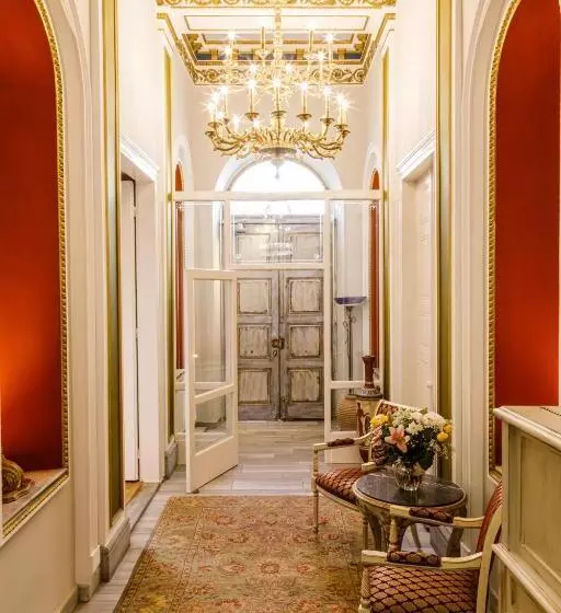 Отель Palaiologos Luxury City