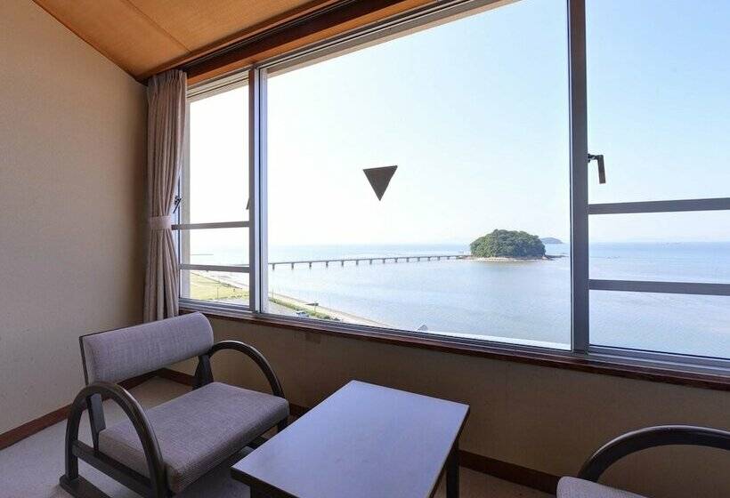 בית מלון כפרי Takeshima