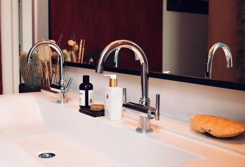 فندق Verne Dreams