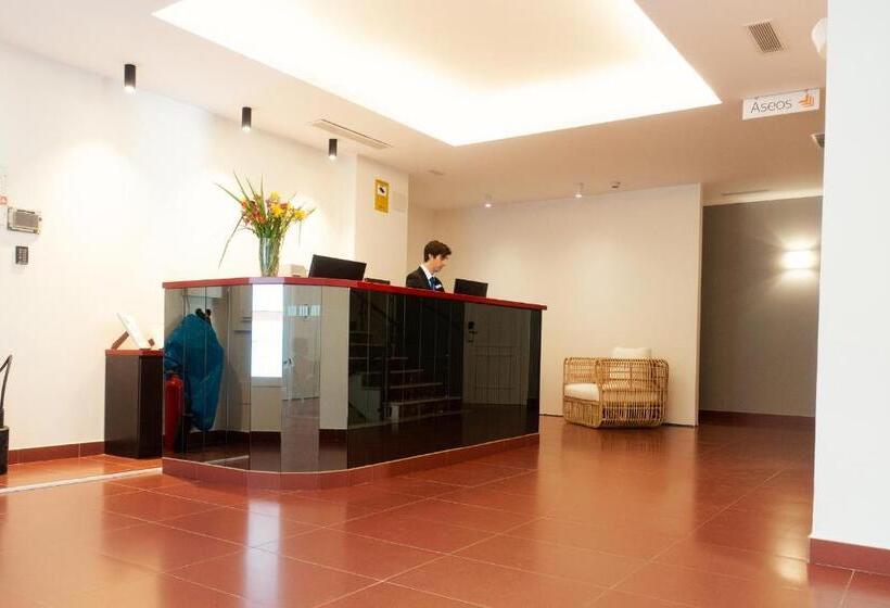 هتل Vértice Chipiona Mar