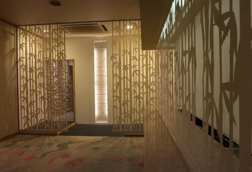 Otel Yunogo Onsen Chikutei