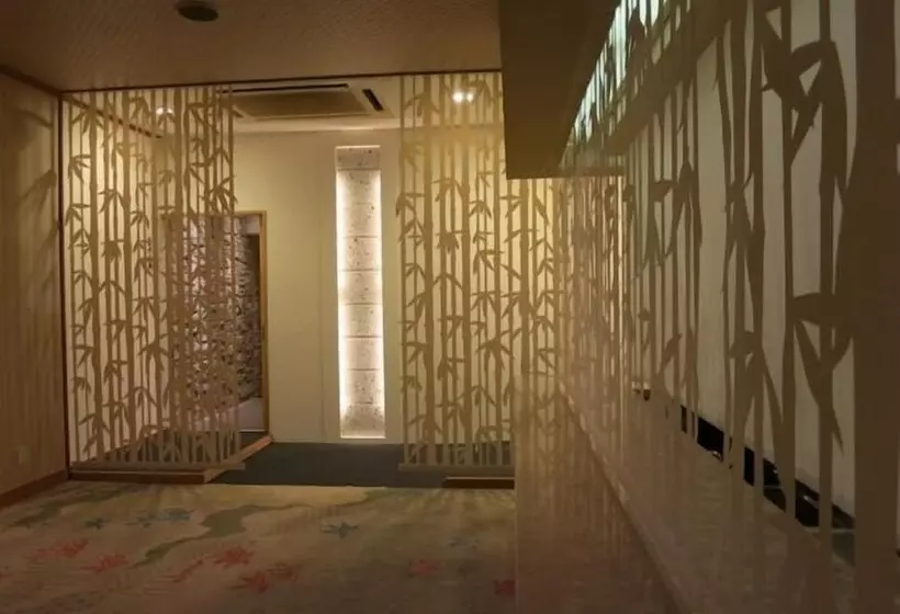 Отель Yunogo Onsen Chikutei