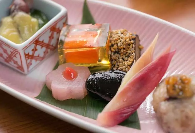 Отель Yunogo Onsen Chikutei