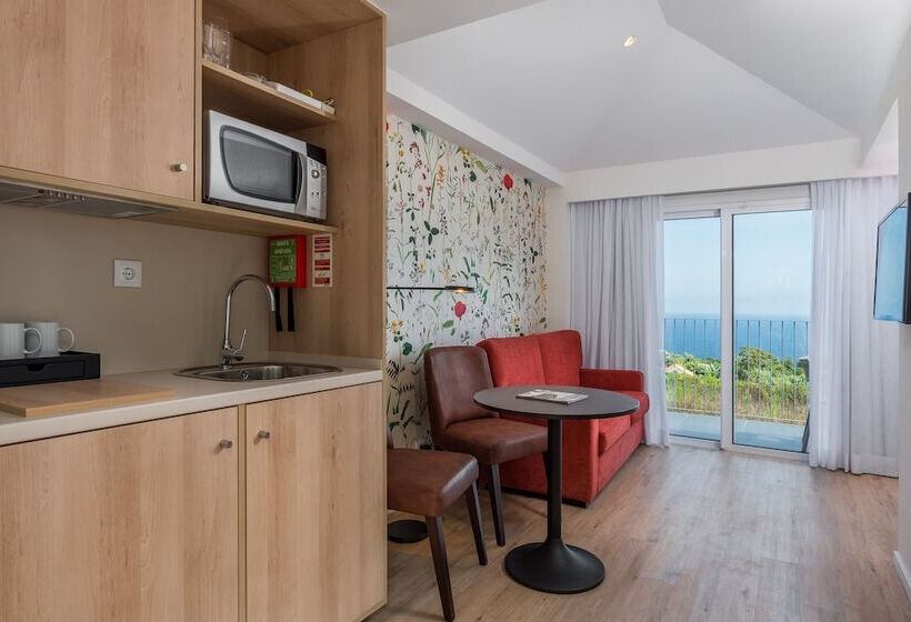 Pestana Quinta Do Arco Nature & Rose Garden