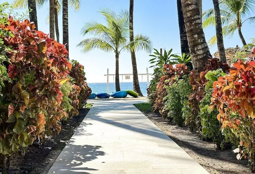 Bayview  The Beach Resort
