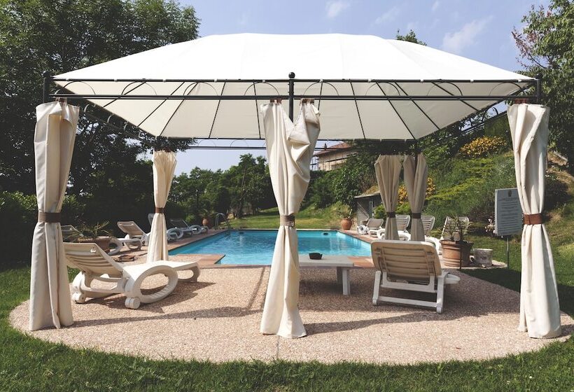 مبيت وإفطار Relais I Castagnoni