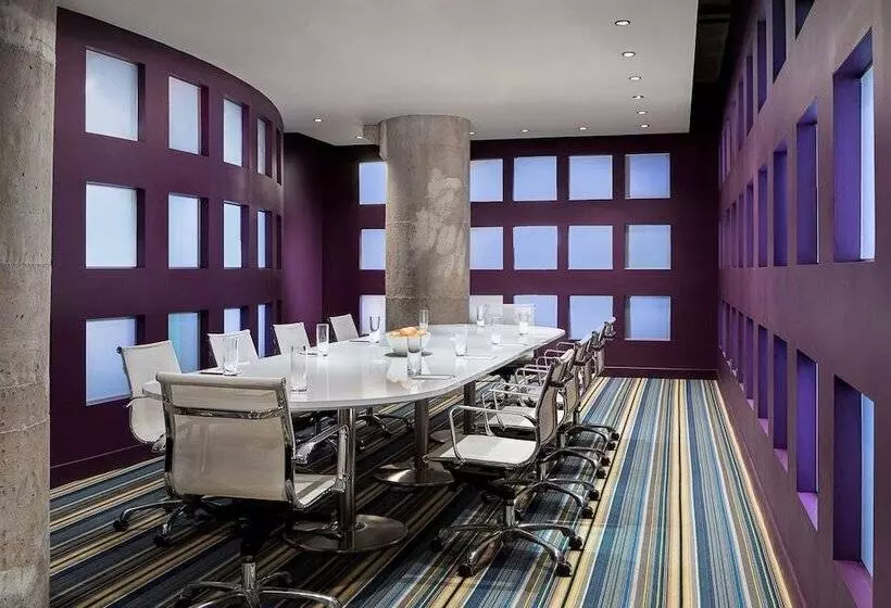 Szálloda Aloft Dallas Downtown