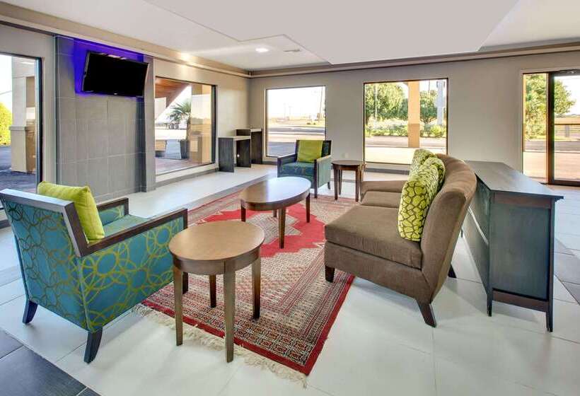 בית מלון כפרי Baymont By Wyndham Terrell