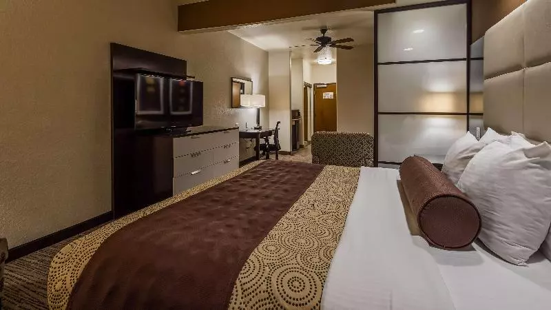 Best Western Plus Lackland Hotel And Suites