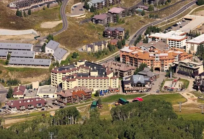 Elevation Hotel & Spa