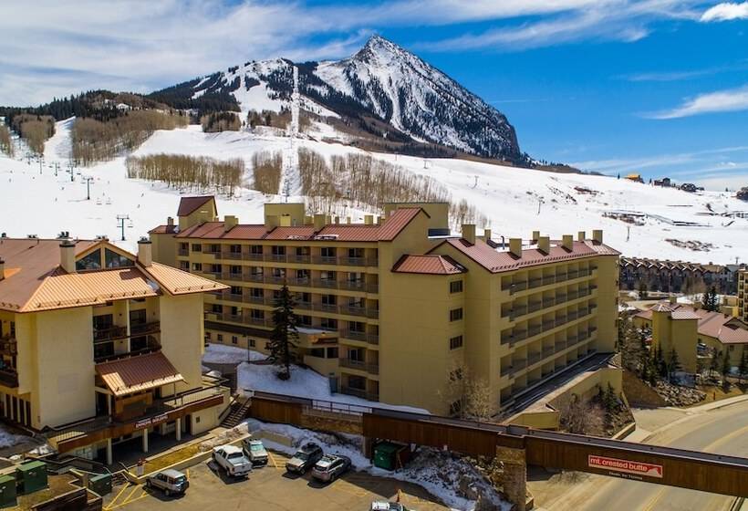 Elevation Hotel & Spa