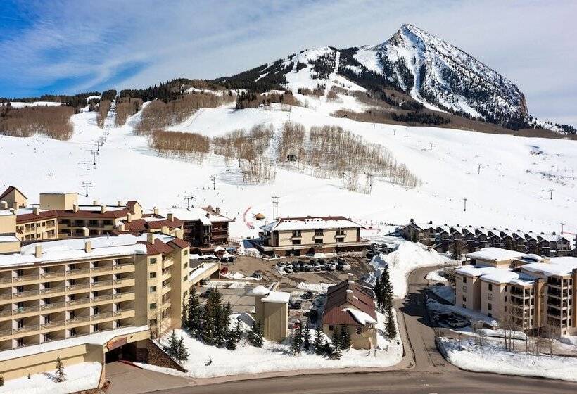 Elevation Hotel & Spa