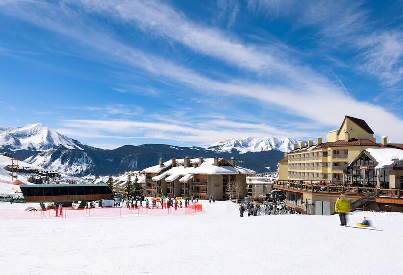 Elevation Hotel & Spa