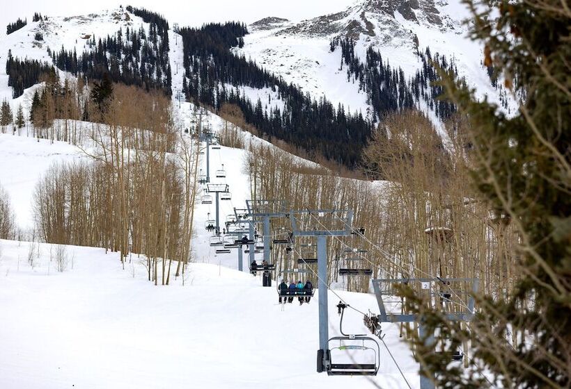 Elevation Hotel & Spa