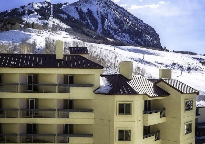 Elevation Hotel & Spa