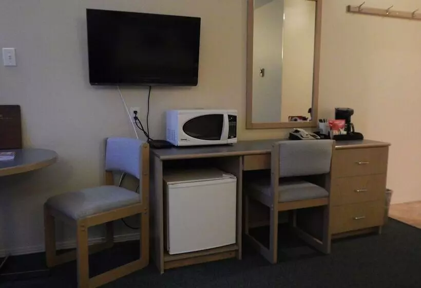 ホテル Fernie Slopeside Lodge