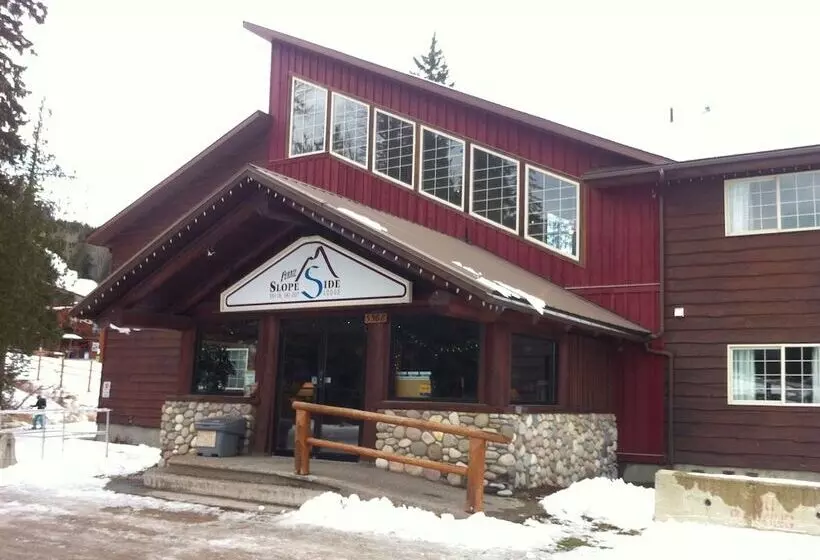 ホテル Fernie Slopeside Lodge