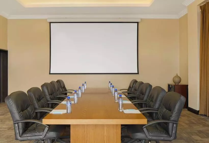 هتل Four Points By Sheraton Lagos